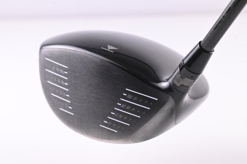 Titleist 913 D2 Driver / 10.5 Degree / Stiff Flex Aldila RIP Phenom 70 Shaft