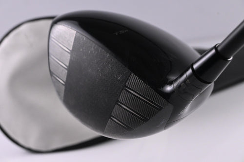 Titleist TSR2 Driver / 10 Degree / Regular Flex HZRDUS CB Red 50 Shaft