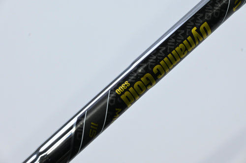 Mizuno JPX 925 Hot Metal #4 Iron / 19 Degree / Stiff Flex Dynamic Gold 115 S300