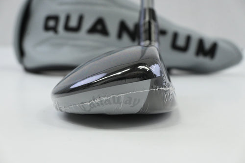 Callaway Quantum Max OS #4 Hybrid / 20 Degree / Regular Flex Denali Frost Silver