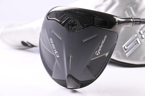 Taylormade Qi35 Driver / 10.5 Degree / Regular Flex Ventus Blue 5 Shaft
