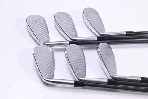 Mizuno JPX 925 Hot Metal Irons / 6-PW+GW / Senior Flex UST Recoil Dart ESX 60
