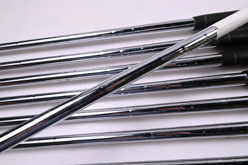 Ping G10 Irons / 4-PW+SW / Black Dot / Regular Flex Ping AWT Shafts