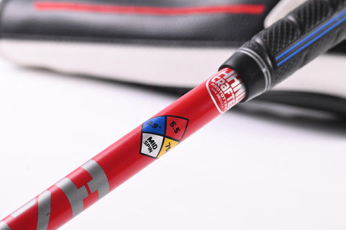 Titleist GT2 #3 Wood / 15 Degree / Regular Flex HZRDUS Red 75 Handcrafted Shaft