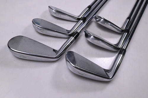 Mizuno Pro 241 Irons / 4-9i / X-Flex N.S.Pro Modus³ Tour 115 Shafts