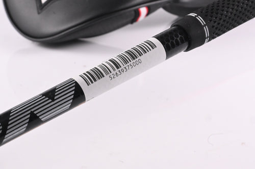 Wilson Staff Dynapower Carbon 2023 Driver / 8 Degree / Stiff Flex Xtorsion 60