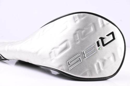 Taylormade Qi35 Driver / 10.5 Degree / Regular Flex Fujikura Ventus Blue '25 5