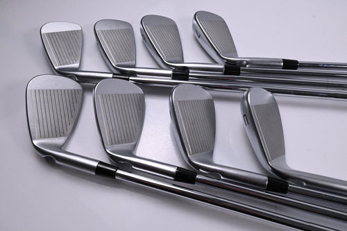 Ping I240 Irons / 4-PW+GW / Orange Dot / Regular Flex Dynamic Gold Mid 100 R300