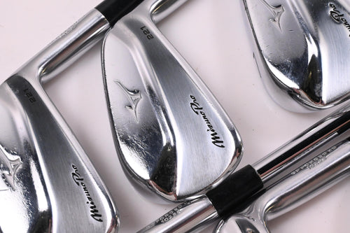 Mizuno Pro 221 Irons / 5-PW / X-Flex N.S.Pro Modus³ Tour 120 Shafts