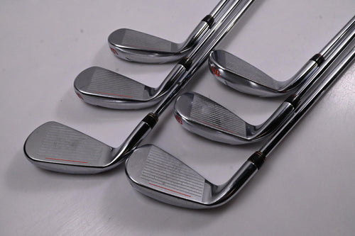 Cobra AMP Irons / 4-9i / Regular Flex Dynalite 90 Shafts