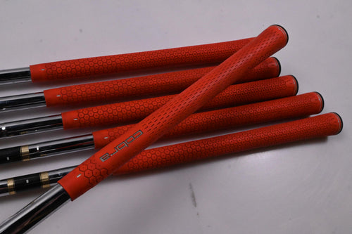Cobra AMP Irons / 4-9i / Regular Flex Dynalite 90 Shafts
