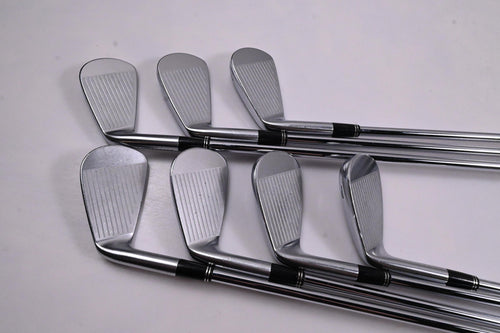 Srixon Z-765 Irons / 4-PW / Regular Flex XP 95 R300 Shafts