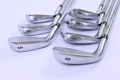 Callaway Apex Ai300 Irons / 5-PW+GW / Regular Flex Vector 80 Shafts