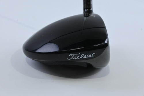 Titleist 915 D3 Driver / 9.5 Degree / Stiff Flex Aldila Rogue 70