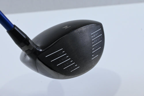 Left Hand Titleist 913 D2 Driver / 10.5 Degree / Regular Flex Diamana S+62