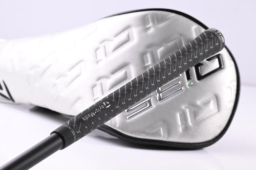 Taylormade Qi35 Driver / 12 Degree / Regular Flex Fujikura Airspeeder 50 Shaft