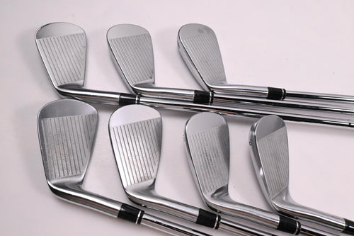 Honma TW 757 Vx Irons / 4-PW / Stiff Flex N.S.PRO Modus 3 Tour 105 Shafts