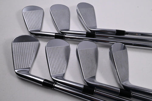 Srixon ZXi7 Irons / 4-PW / Stiff Flex Project X Rifle Shafts
