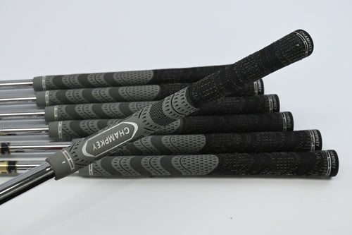 Mizuno MP-18 MB Irons / 4-PW / Stiff Flex Dynamic Gold S300 Shafts