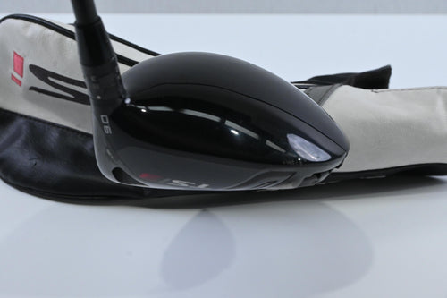 Titleist TSi3 Driver / 9 Degree / Stiff Flex Tour AD IZ-6