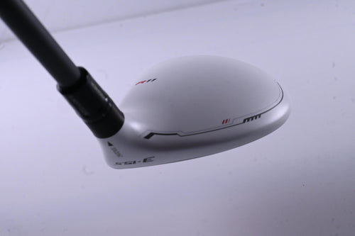 Taylormade R11S #3 Wood / 15.5 Degree / Regular Flex Aldila RIP Phenom 70 Shaft