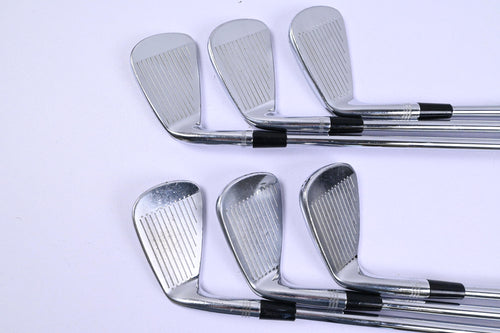 Wilson Staff Model Blade/Staff Model CB 2019 Combo Irons / 4-9i / Stiff Flex