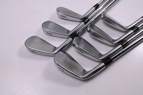 Titleist 712 CB Irons / 4-PW / Stiff Flex Dynamic Gold SL S300 Shafts