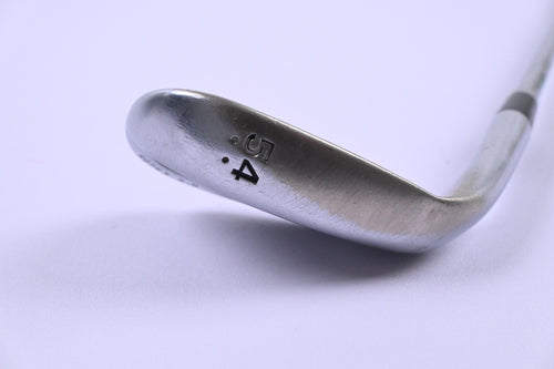 Cleveland 588 RTX 2.0 Sand Wedge / 54 Degree / Wedge Flex Dynamic Gold Shaft