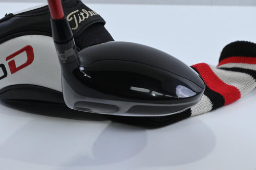 Titleist 910 D3 Driver / 9.5 Degree / Stiff Flex Fujikura Motore F1 65