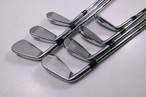 Titleist 714 AP2 Irons / 4-PW / Stiff Flex Dynamic Gold S300 Shafts