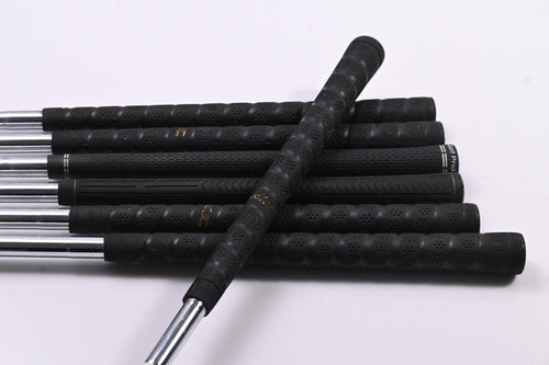 Mizuno JPX 921 Tour Irons / 4-PW / Stiff Flex Mizuno Shafts