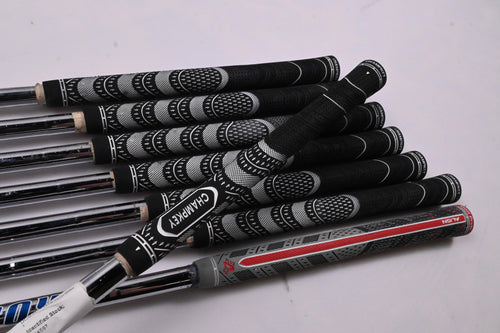 Titleist 718 AP3 Irons / 4-PW+48° / Regular Flex AMT Black R300 Shafts