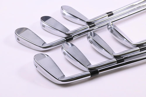 Cobra King CB Irons / 4-PW / X-Flex AMT Tour White X100 Shafts