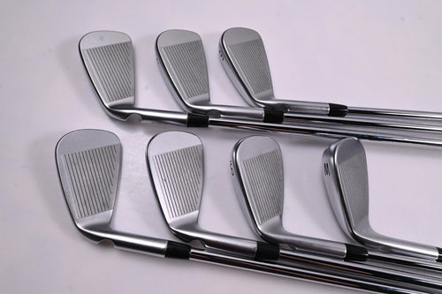 Ping i530 Irons / 4-PW / Red Dot / Regular Flex N.S.Pro Modus³ Tour 105