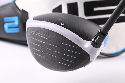 Taylormade SIM2 Driver / 10.5 Degree / Regular Flex Mitsubishi Reax 60 Shaft