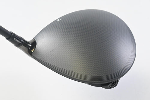 Taylormade Qi35 Driver / 10.5 Degree / Regular Flex Fujikura Ventus Blue 5 Shaft