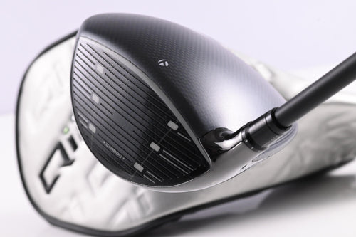 Taylormade Qi35 Driver / 9 Degree / Regular Flex Fujikura Ventus Blue 5 Shaft