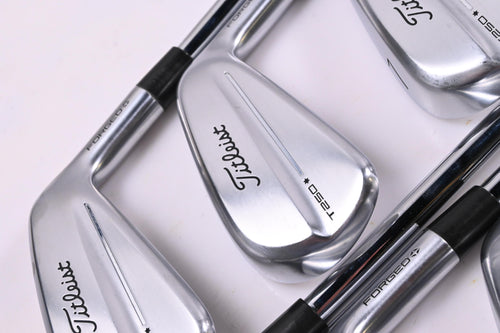 Titleist T250* 2025 Irons / 5-PW+52° / Regular Flex N.S.Pro 950GH Shafts