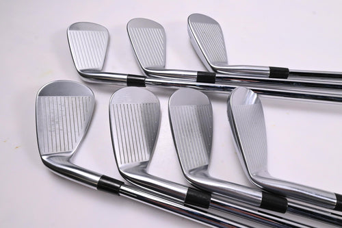 Titleist T250* 2025 Irons / 5-PW+52° / Regular Flex N.S.Pro 950GH Shafts