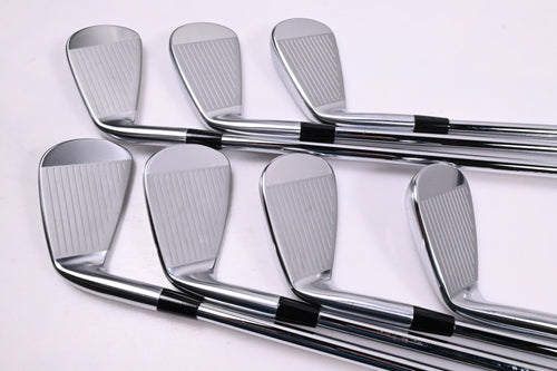 Mizuno M-15 Irons / 4-PW / Stiff Flex N.S.Pro Modus³ Tour 115 Shafts
