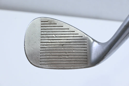 Cleveland RTX-3 Sand Wedge 54 Degree / Wedge Flex Dynamic Gold Shaft
