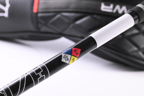 Wilson DYNAPWR Carbon 2025 Driver / 9 Degree / Stiff Flex HZRDUS Smoke RDX Black