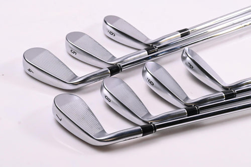 Callaway Apex Ai200 Irons / 4-PW / Stiff Flex AMT Black S300 Shafts