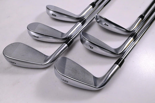 Callaway Apex Ai200 Irons / 6-PW+GW / Regular Flex AMT Red R300 Shafts