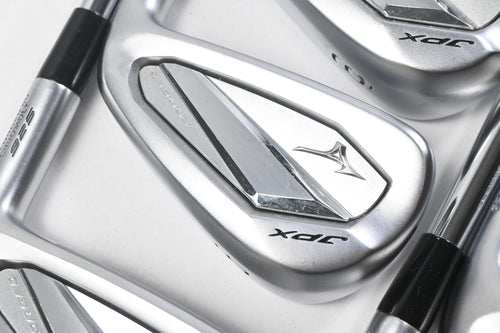 Mizuno JPX 925 Forged Irons / 4-PW+GW / Stiff Flex Dynamic Gold 105 S300