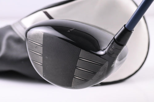 Titleist TSR2 Driver / 9 Degree / Stiff Flex Fujikura Speeder 74 Shaft