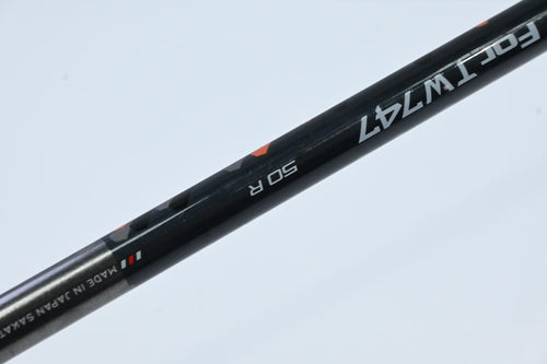 Left Hand Honma TW747 Driver / 10.5 Degree / Regular Flex Vizard 50