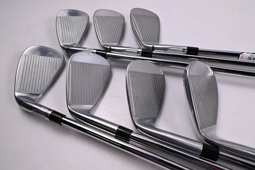 Taylormade Qi Max Irons / 5-PW / Regular Flex KBS MAX MT 85 Shafts