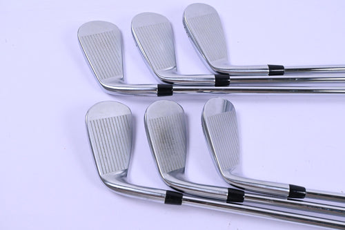 Titleist T200 2019 Irons / 6-PW+GW / Regular Flex AMT White R300 Shafts