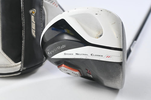 Taylormade R11S Driver / 9 Degree / Regular Flex Fujikura Blur 70 Shaft